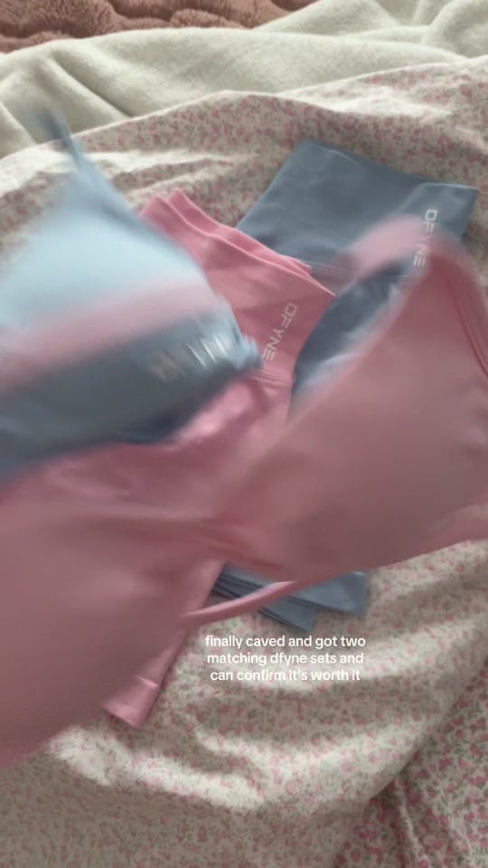 Post 8 by juliana on TikTok (video)