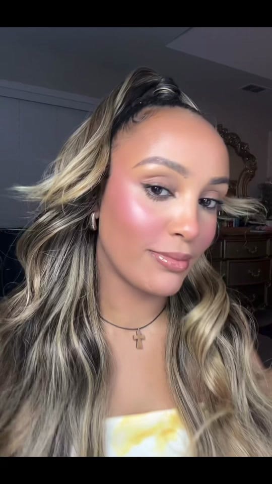 Post 6 by SINTE_MUA on TikTok (video)