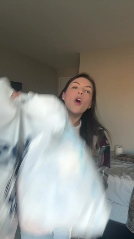 Post 8 by Stella Correa on TikTok (video)
