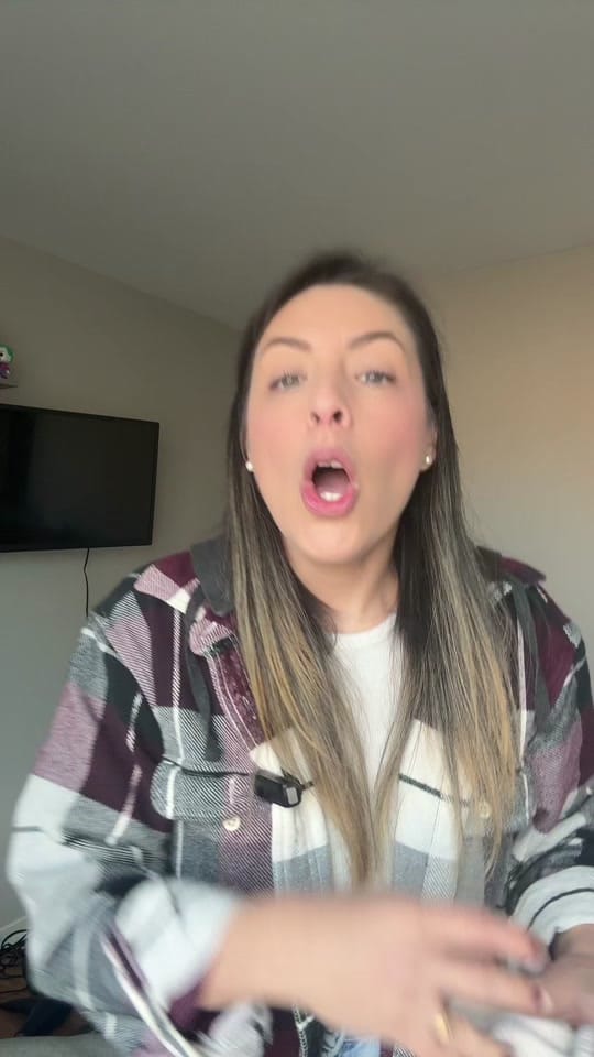 Post 7 by Stella Correa on TikTok (video)