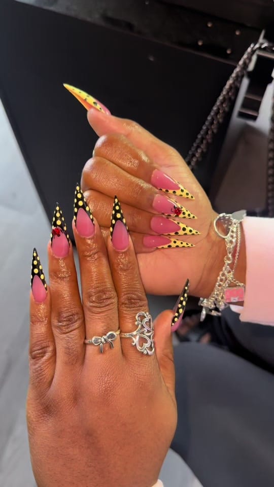 Post 6 by jazzz 💕 on TikTok (video)