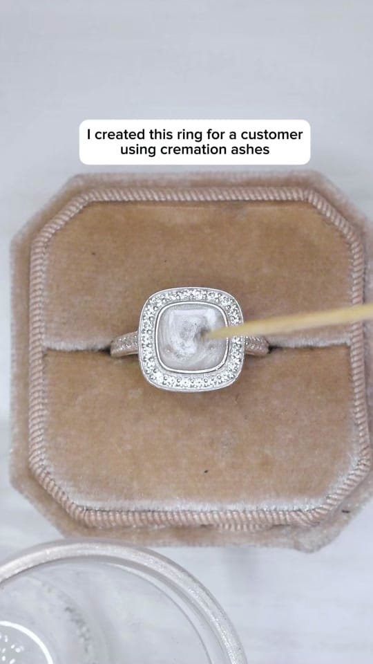 Post 4 by petalsandkeepsakes on TikTok (video)