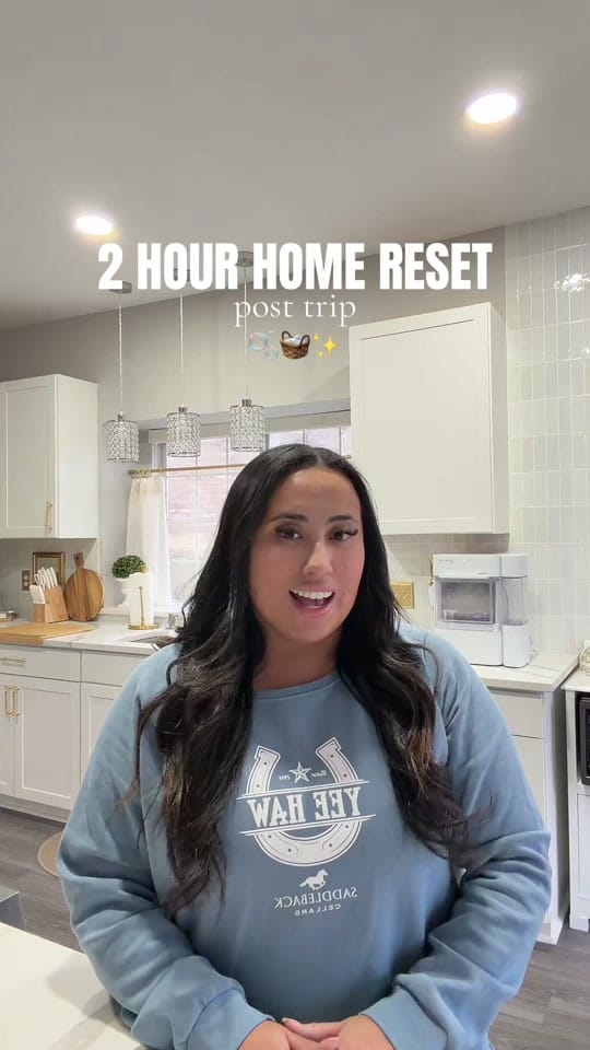 Post 6 by Sophia Zatz on TikTok (video)