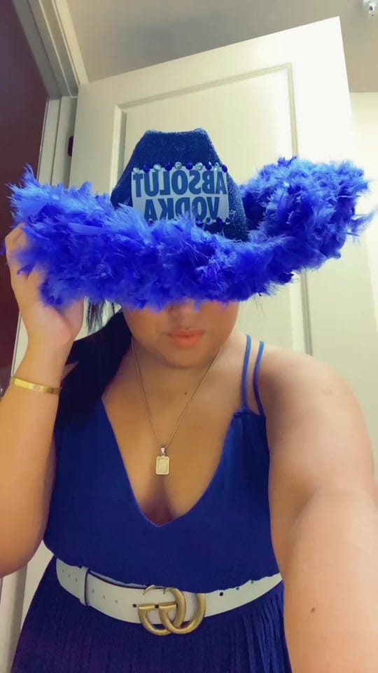 Post 9 by Sophia Zatz on TikTok (video)