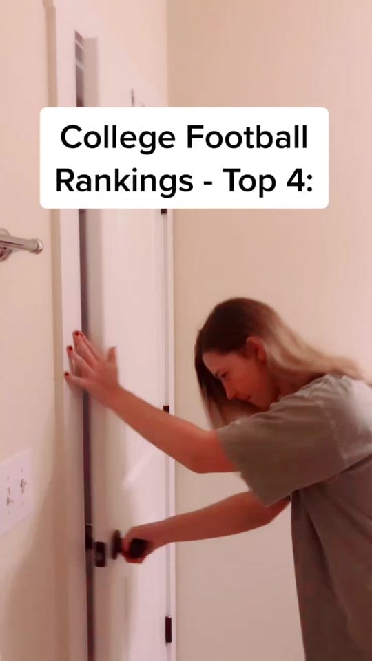 Post 10 by Sophia Zatz on TikTok (video)
