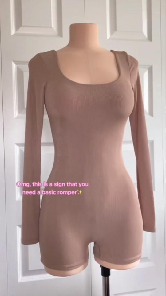 Post 3 by MollyLux🦋 on TikTok (video)