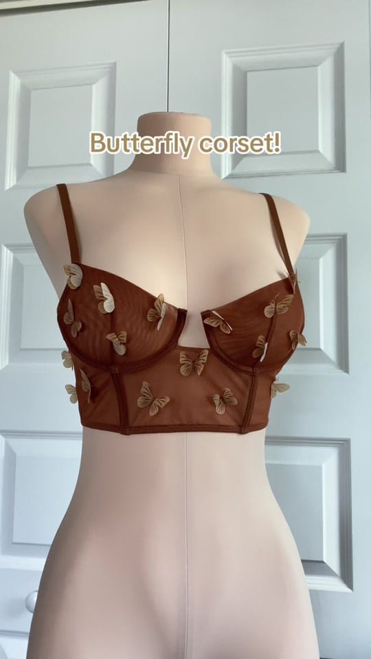 Post 5 by MollyLux🦋 on TikTok (video)