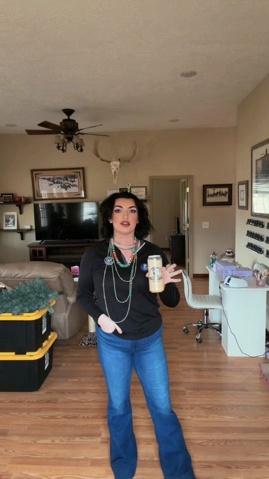 Post 2 by TheKarlyK on TikTok (video)
