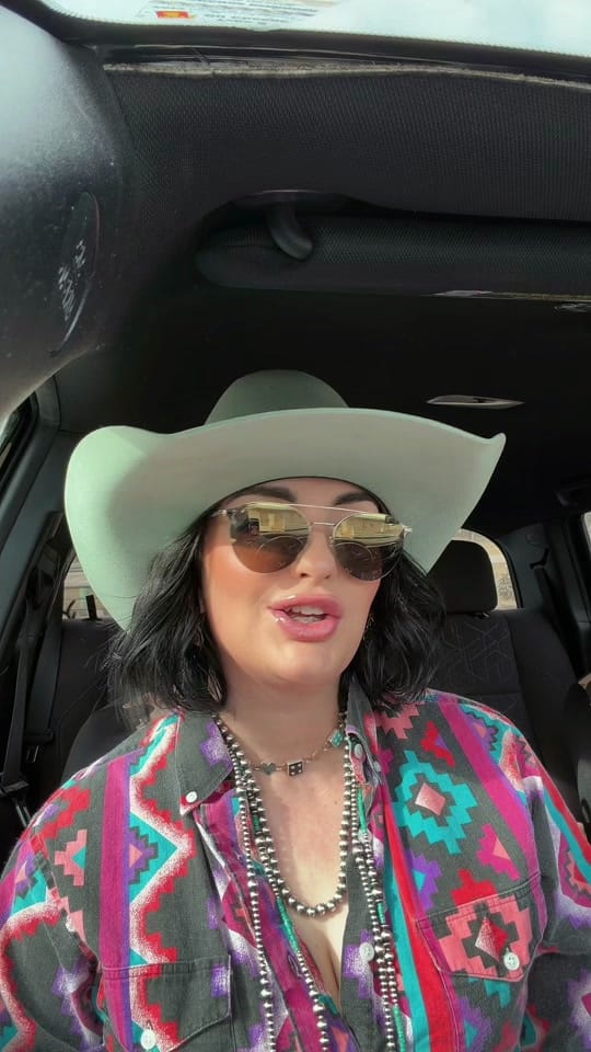 Post 5 by TheKarlyK on TikTok (video)