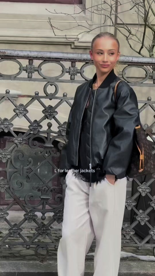 Post 4 by laurabusander on TikTok (video)