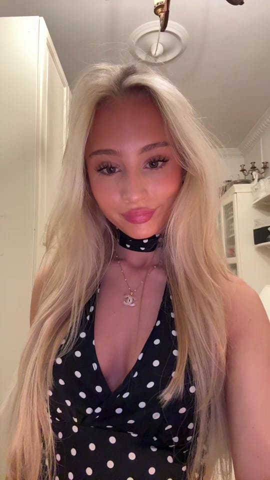 Post 3 by laurabusander on TikTok (video)