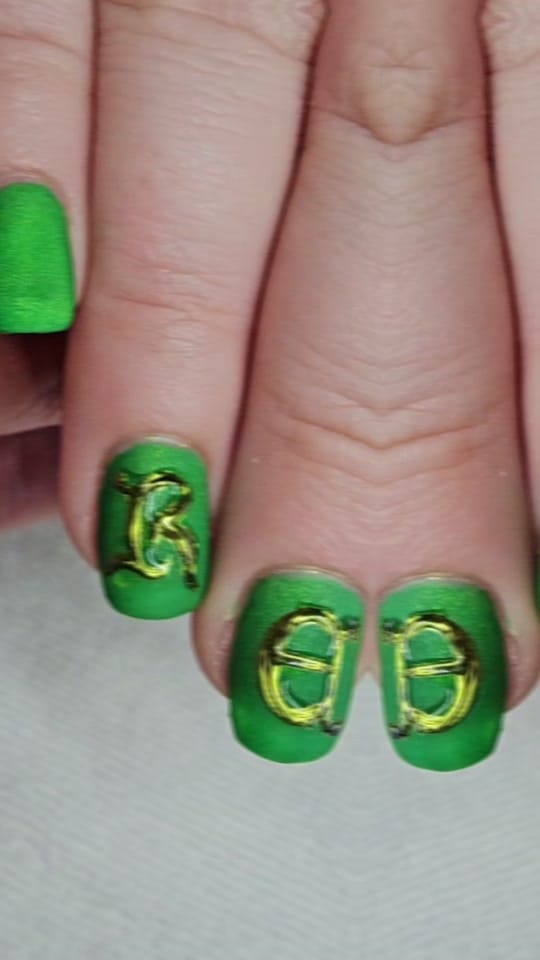 Post 5 by Vaida Stefanek #nailtech on TikTok (video)