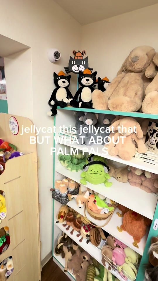 Post 6 by Mildred & Dildred on TikTok (video)