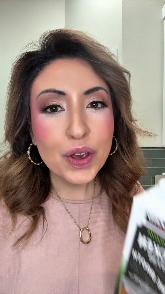 Post 4 by Victoria Hahn on TikTok (video)