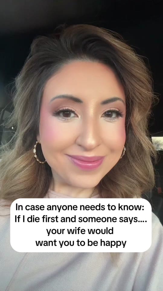 Post 6 by Victoria Hahn on TikTok (video)