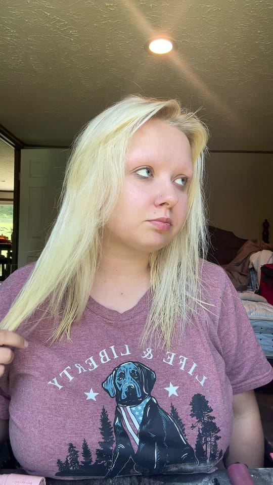 Post 9 by Amanda Asher🌻🌸🌷 on TikTok (video)