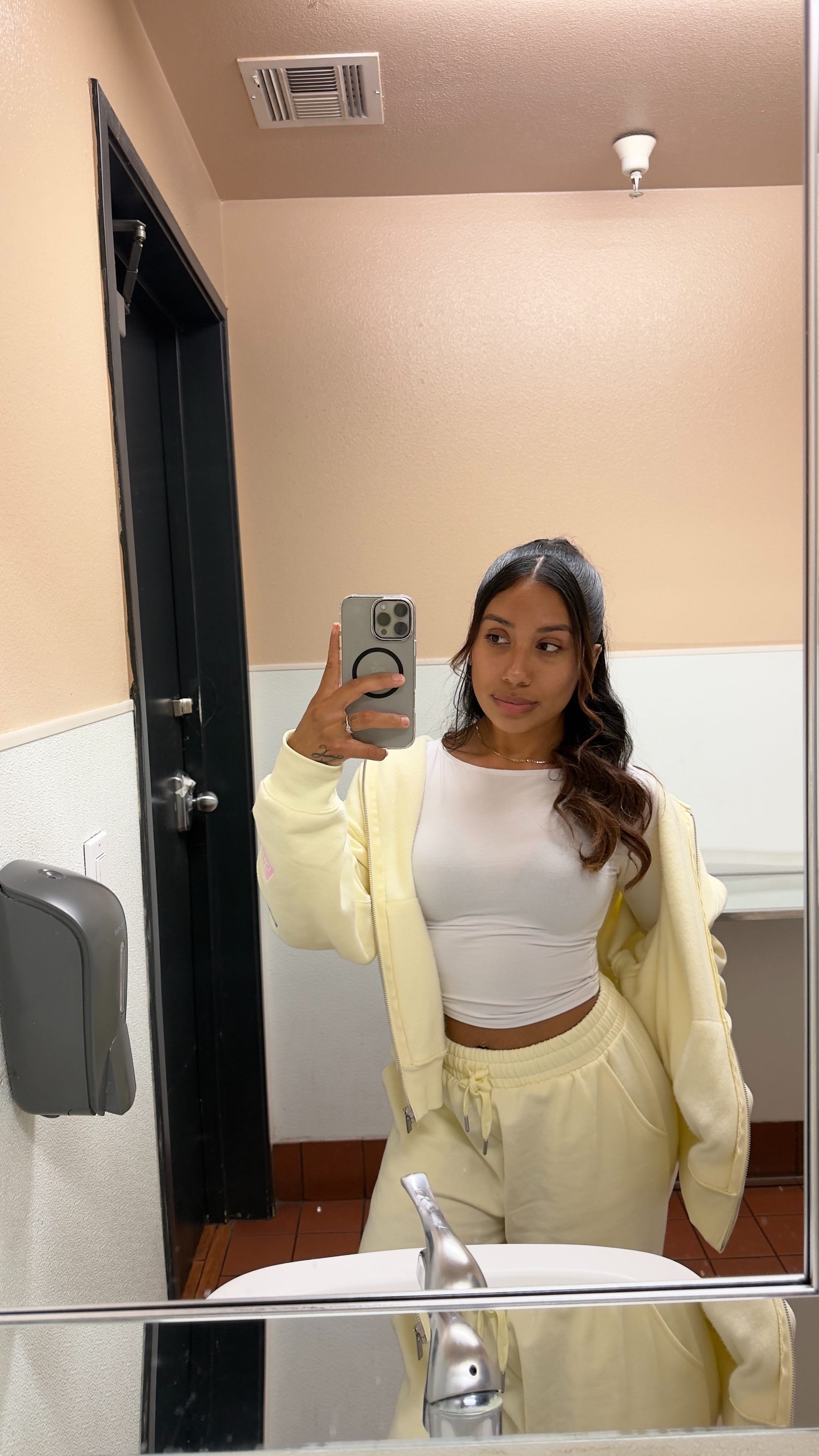 Post 2 by arianna lynnette 𝜗ৎ on TikTok (video)