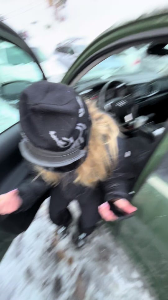 Post 5 by mia on TikTok (video)
