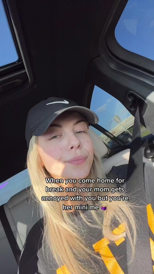 Post 10 by laureningrassia on TikTok (video)