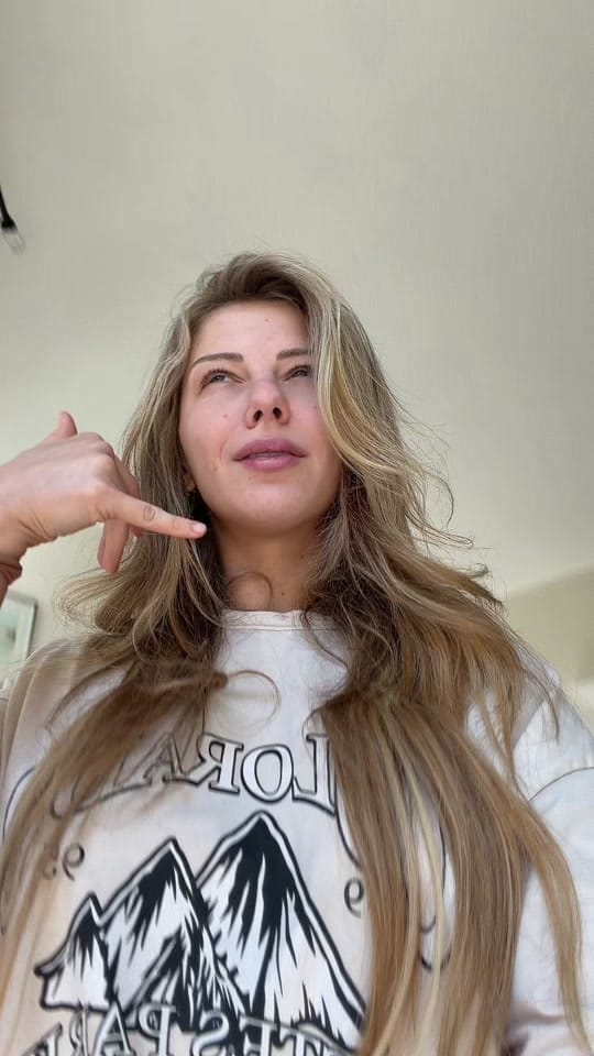 Post 4 by laureningrassia on TikTok (video)