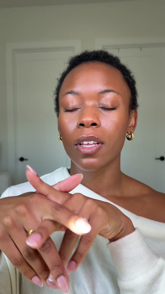 Post 4 by London on TikTok (video)