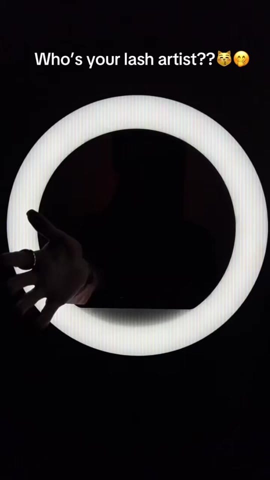 Post 4 by 𝐌𝐈𝐑𝐈𝐀𝐌🧚🏼ᥫ᭡NAILS+LASHES on TikTok (video)