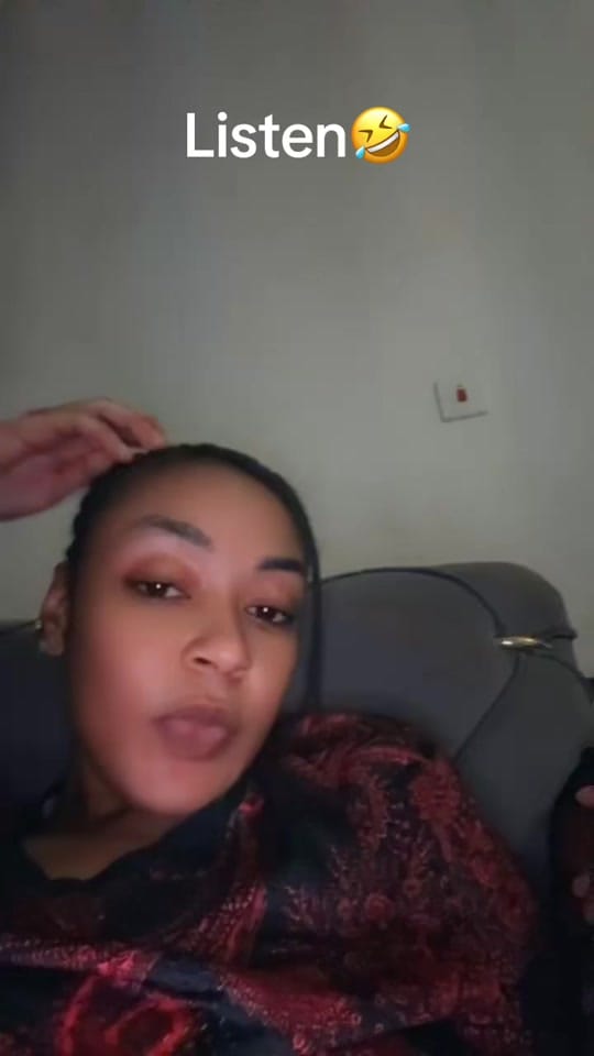 Post 2 by 𝐌𝐈𝐑𝐈𝐀𝐌🧚🏼ᥫ᭡NAILS+LASHES on TikTok (video)