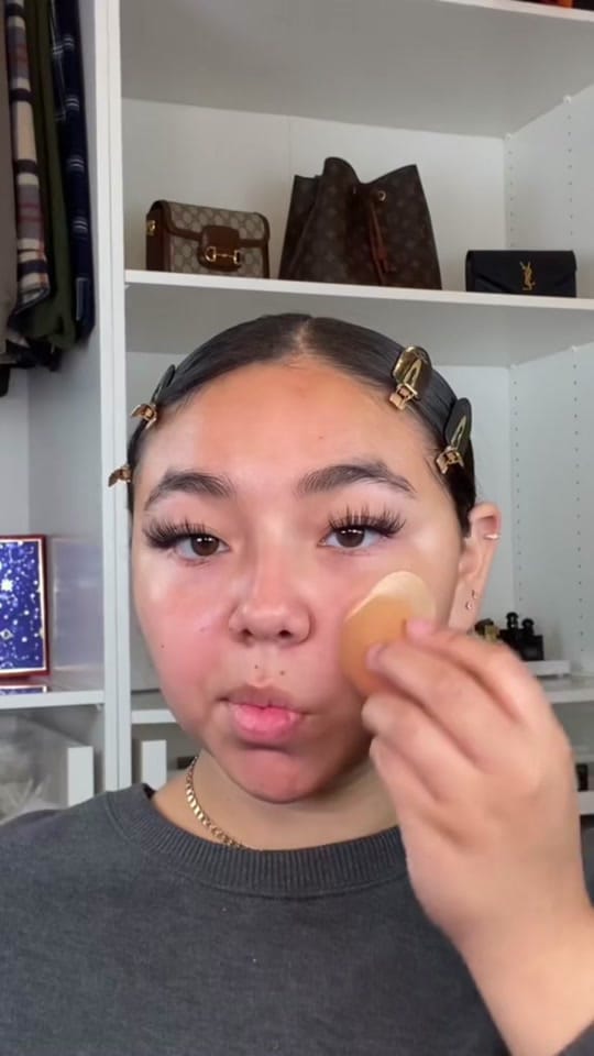 Post 8 by Vivian on TikTok (video)