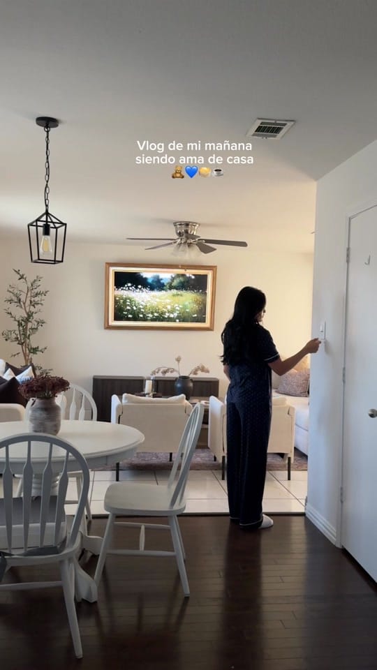 Post 10 by Andrea Caballero on TikTok (video)
