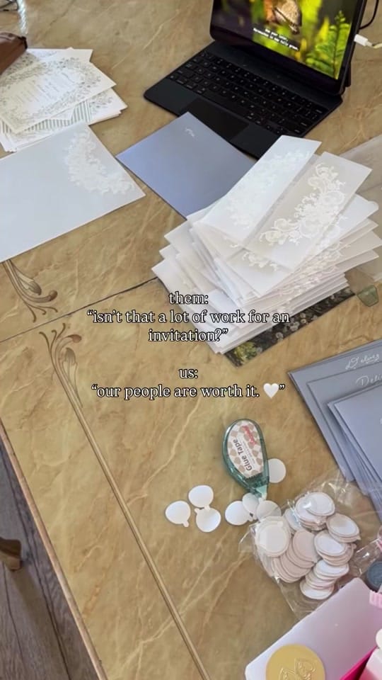 Post 3 by MOI, B on TikTok (video)