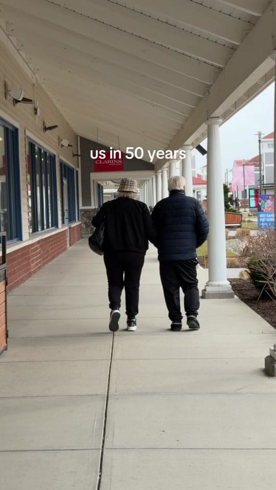 Post 1 by Allison Rossillo on TikTok (video)