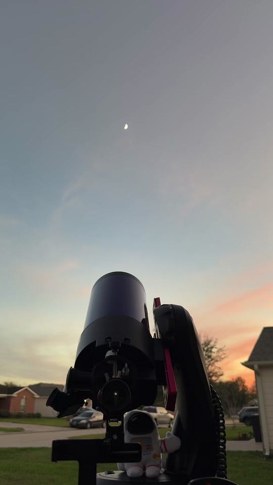 Post 8 by Moon lovers on TikTok (video)