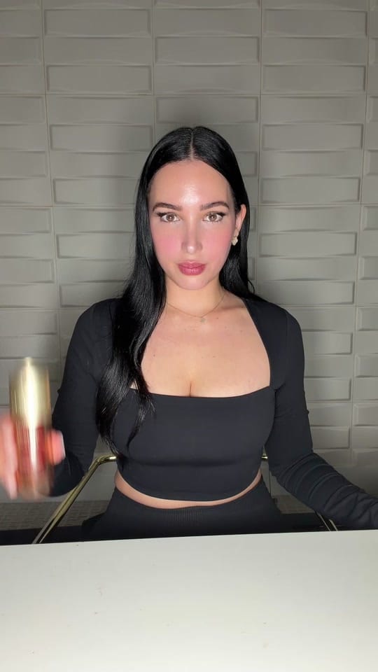 Post 1 by Mar on TikTok (video)
