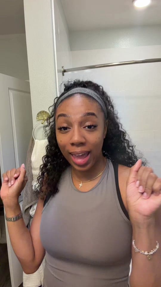 Post 6 by Ashley Janaé on TikTok (video)