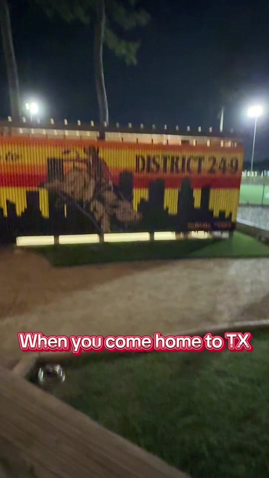Post 2 by Classictonya❌ on TikTok (video)