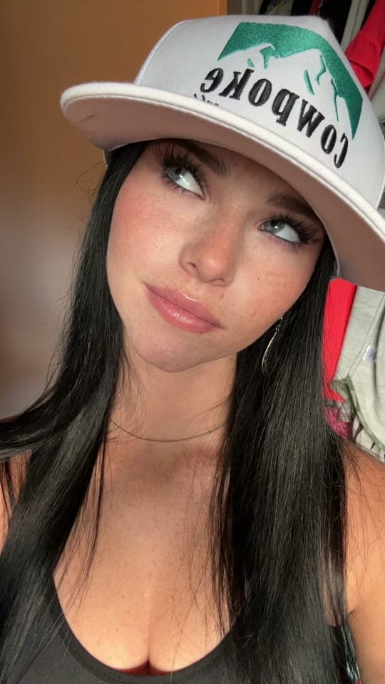 Post 10 by kenzie wall🌾🤍 on TikTok (video)