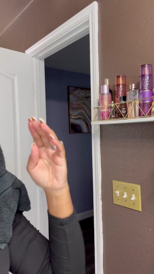 Post 9 by VandyVanity|40+Creator on TikTok (video)