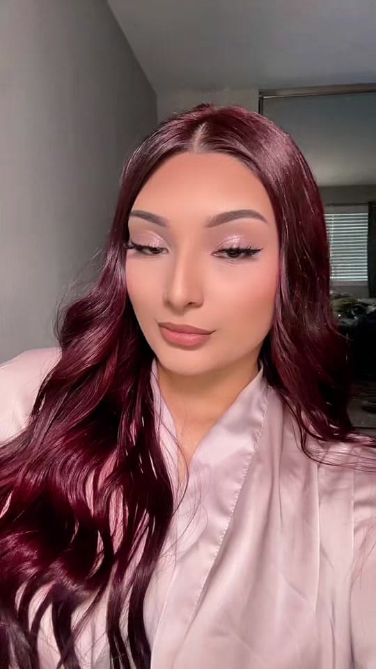 Post 8 by Yulie G on TikTok (video)