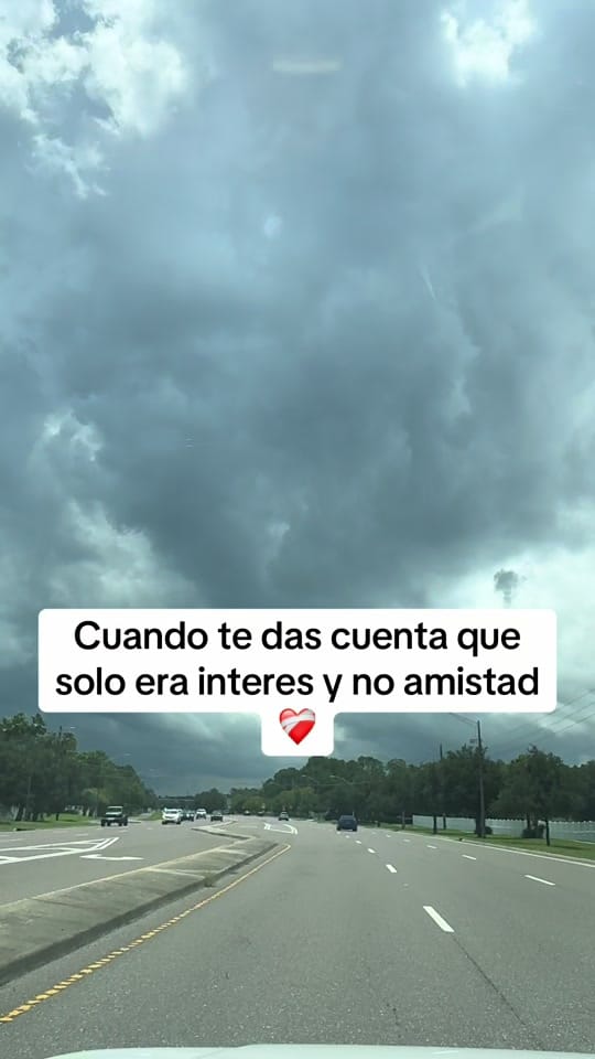 Post 3 by Unacamisahnshop on TikTok (video)