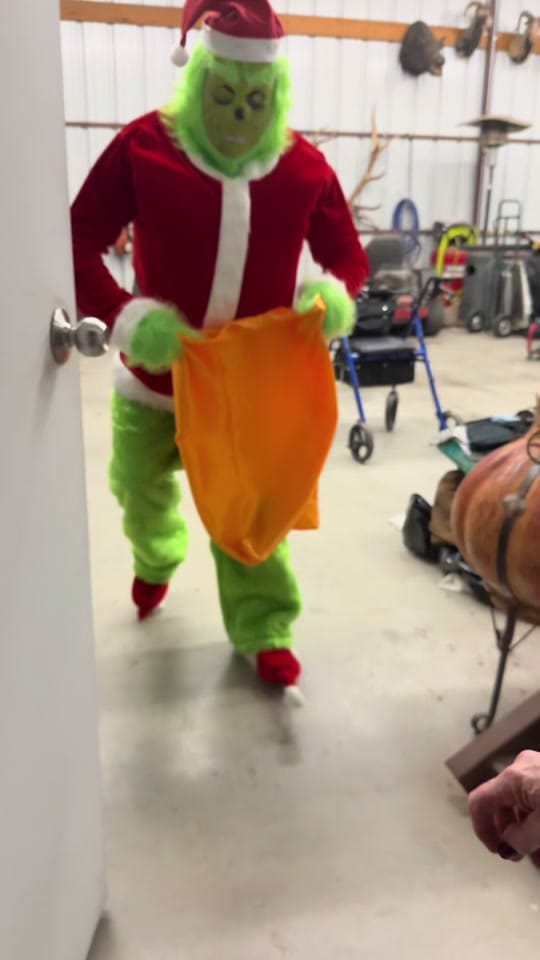 Post 2 by Hart on TikTok (video)