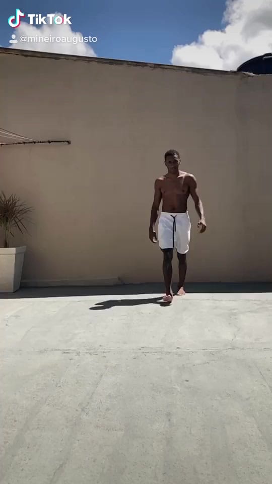 Post 9 by Vinicius Reis on TikTok (video)
