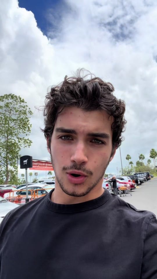 Post 1 by YohjanBatistaa on TikTok (video)