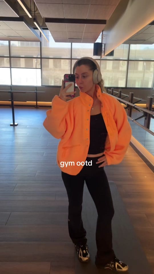 Post 5 by izabel on TikTok (video)