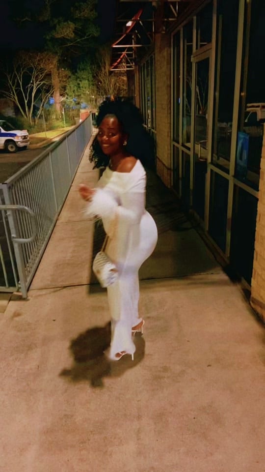 Post 1 by It’s Honey on TikTok (video)