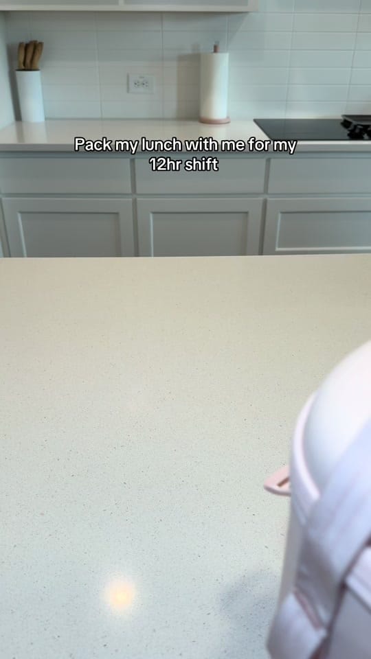Post 10 by Laurah on TikTok (video)