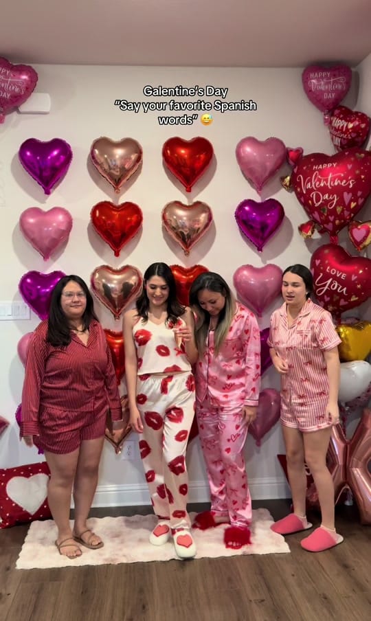 Post 4 by Laurah on TikTok (video)
