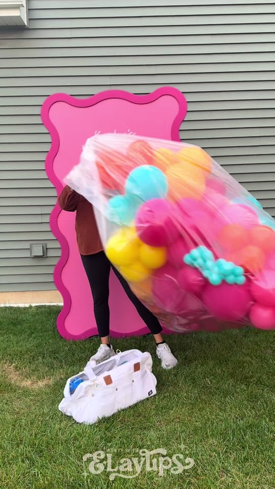 Post 7 by Balloons & Backdrops on TikTok (video)