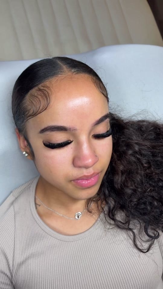 Post 2 by @theeminkaddiktion on TikTok (video)