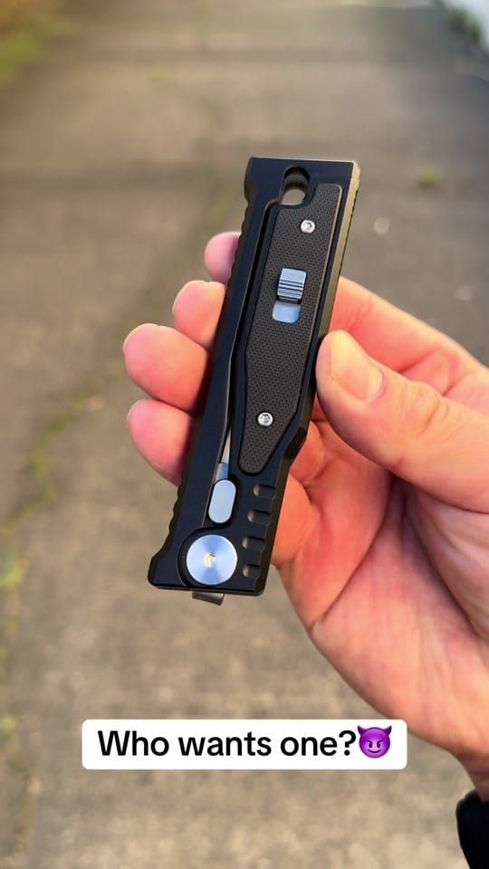 Post 9 by megaknife on TikTok (video)