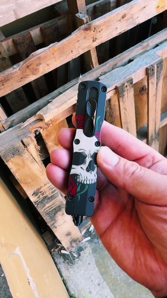 Post 7 by megaknife on TikTok (video)